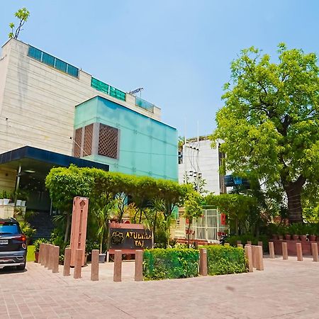 Hotel Atulyaa Taj Агра Экстерьер фото