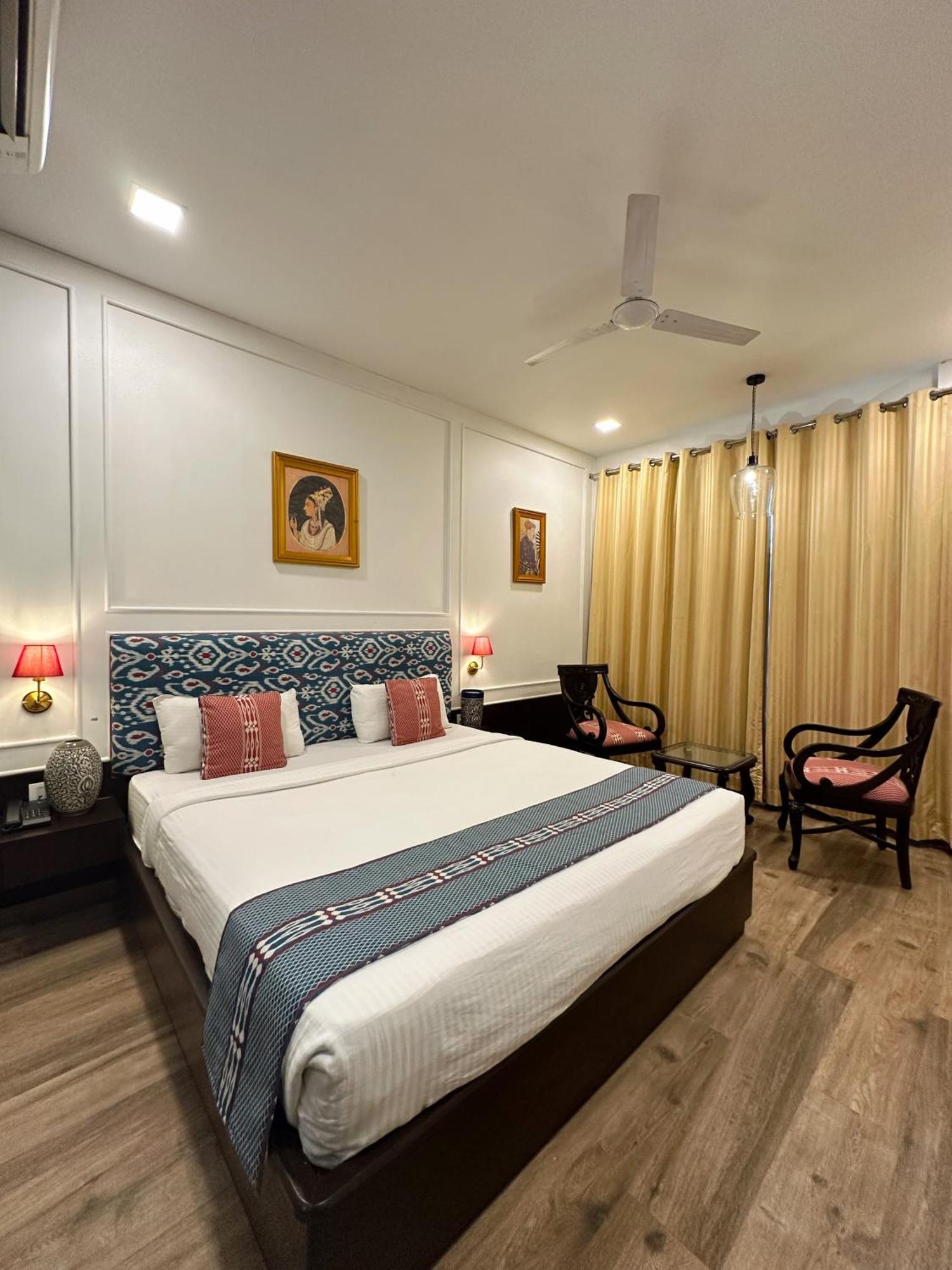 Hotel Atulyaa Taj Агра Экстерьер фото