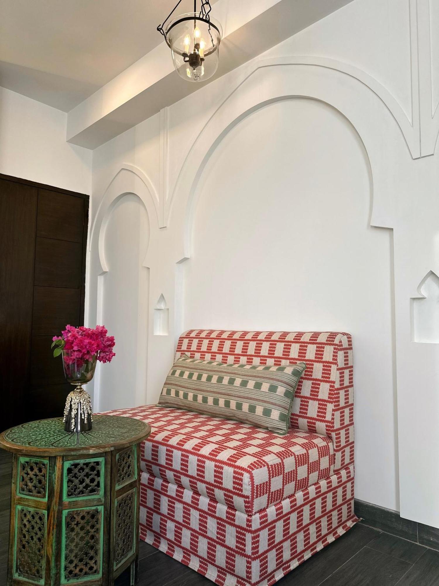 Hotel Atulyaa Taj Агра Экстерьер фото