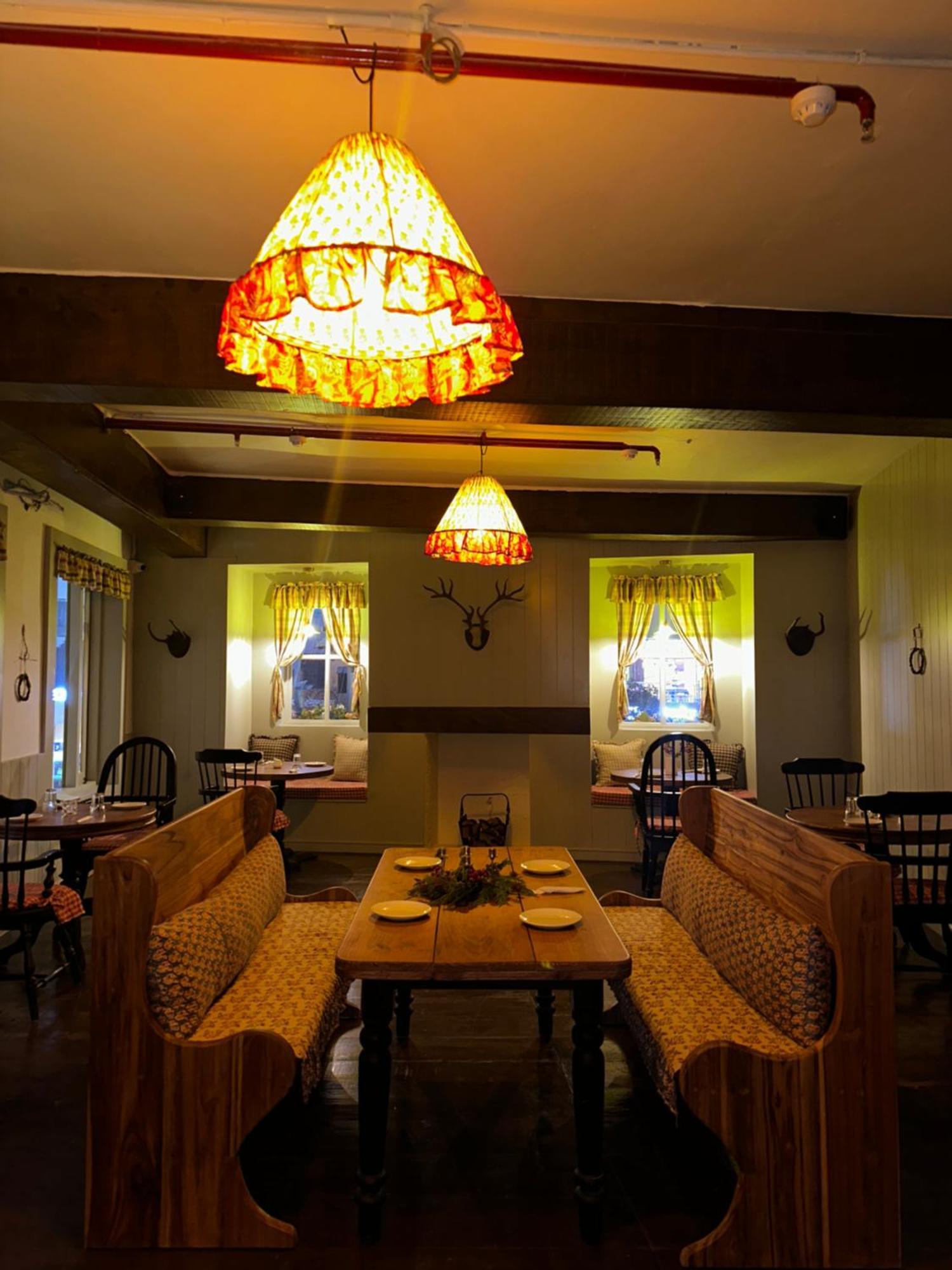 Hotel Atulyaa Taj Агра Экстерьер фото